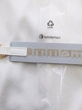 Last One! NWT Rare Lululemon Never Lost Keychain